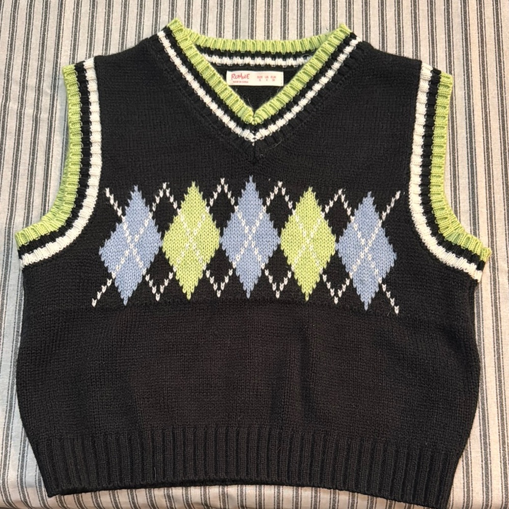 Argyle Patterned Black Sweater Vest